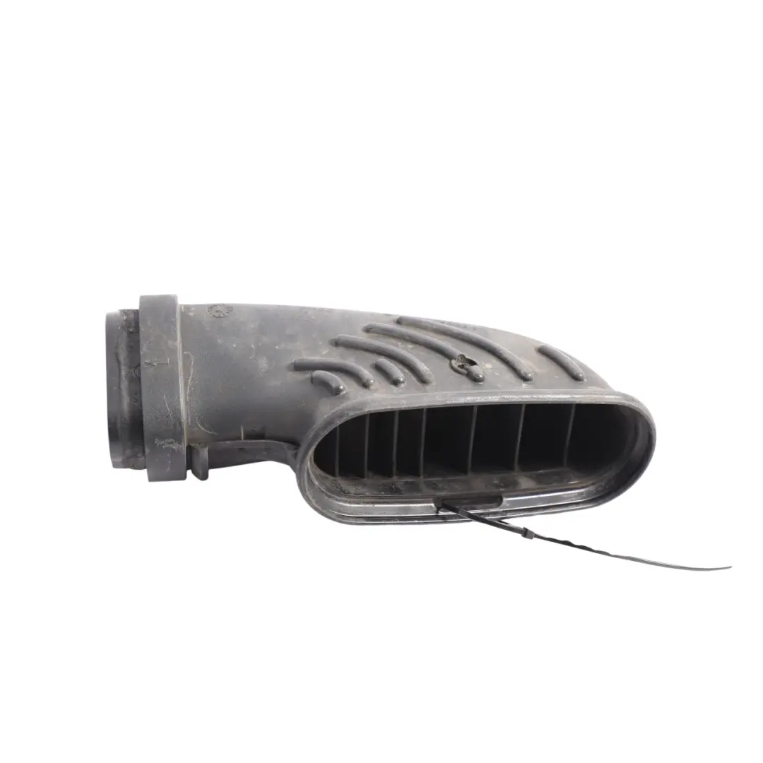 Rura Przewód Dolotu Powietrza OM651 do Mercedes C117 W176 W246 o numerze A6510904337 Mercedes C117 W176 W246 Rura Przewód Dolotu Powietrza OM651 - SKU A6510904337-1 - Numer Części A6510904337
