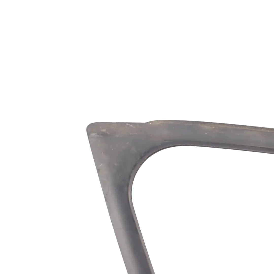 Guarnizione Finestrino Anteriore Sinistra per Mercedes Sprinter W906 con numero di parte A9066711720 Mercedes Sprinter W906 Guarnizione Finestrino Anteriore Sinistra - SKU A9066711720 - Numero di parte A9066711720