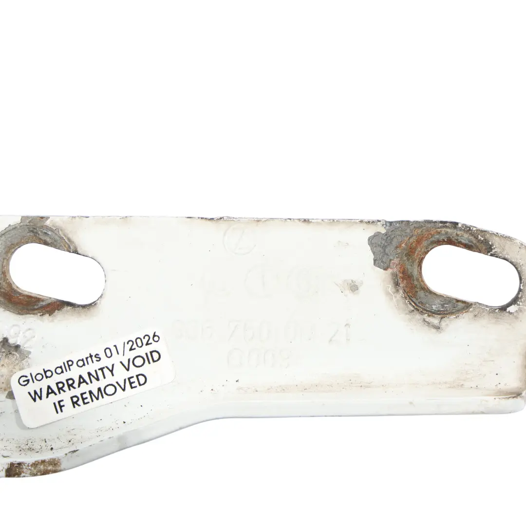 Bisagra Capó Delantera Izquierda Arctic White - 9147 para Mercedes Sprinter W906 con número de pieza A9067500021 Mercedes Sprinter W906 Bisagra Capó Delantera Izquierda Arctic White - 9147 - SKU A9067500021-ARW - Número de pieza A9067500021