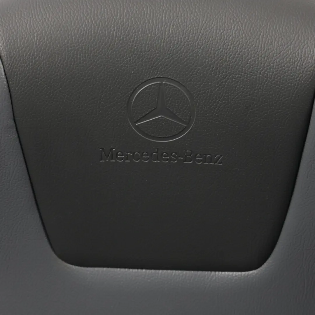 Mercedes W906 Fotel Podwójny Tylny 4. Rząd Siedzeń Skóra Czarny Lewy - SKU A9069501600 - Numer Części A9069501600
