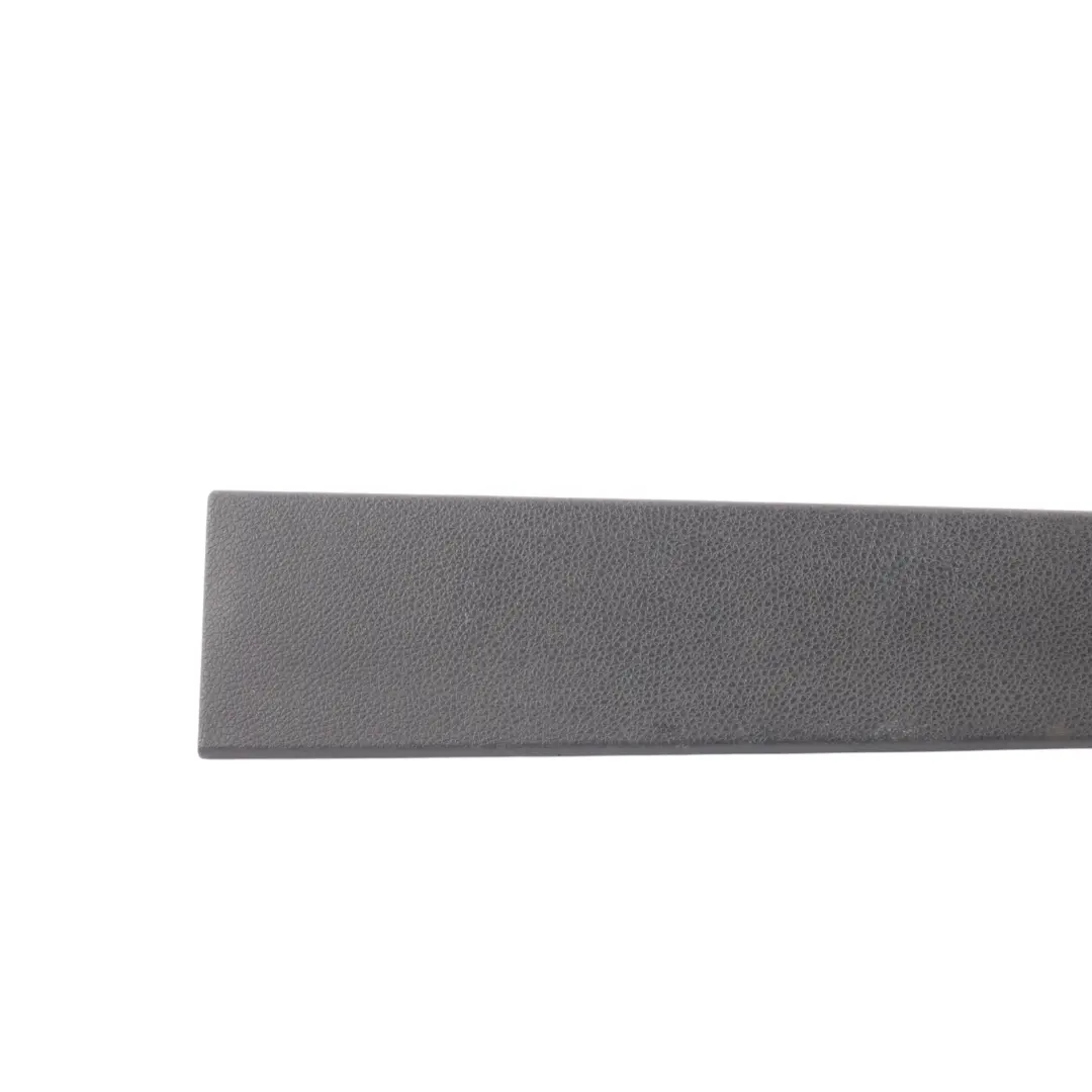 Mercedes Sprinter W907 Garniture Tableau de Bord Instrument Droite - SKU A9106801400 - Numéro de pièce A9106801400