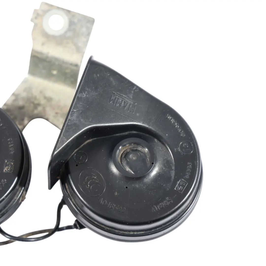 Señal De Doble Bocina Tono Bajo Alto Juego para Ford Fiesta VII con número de pieza AA6T-13A803-AB Ford Fiesta VII Señal De Doble Bocina Tono Bajo Alto Juego - SKU AA6T-13A803-AB - Número de pieza AA6T-13A803-AB