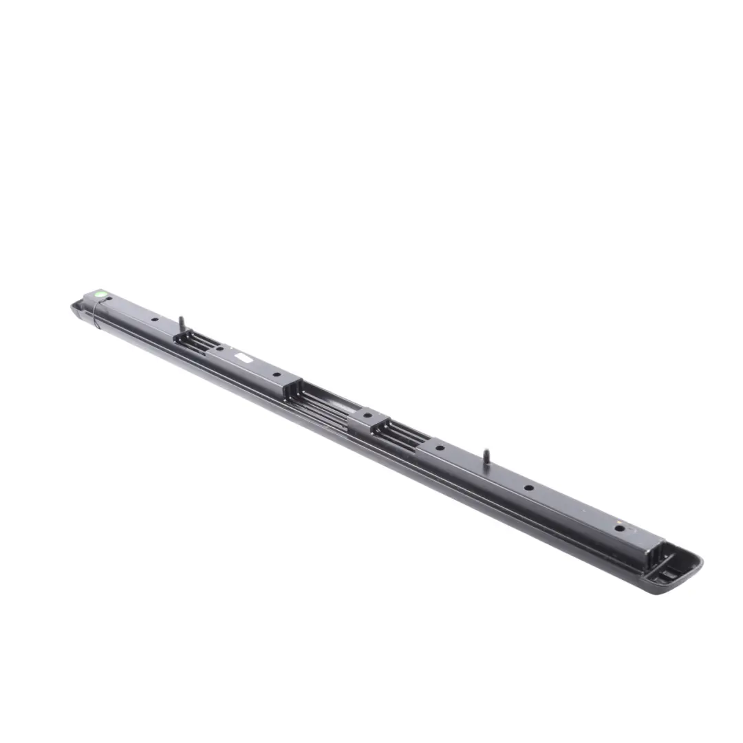 MK3 Riel Amarre Tapa Maletero Trasero Izquierdo para Ford Ranger con número de pieza AB39-2628551-AD Ford Ranger MK3 Riel Amarre Tapa Maletero Trasero Izquierdo - SKU AB39-2628551-AD - Número de pieza AB39-2628551-AD