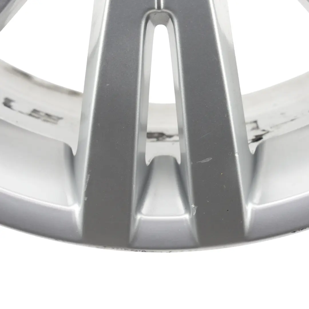 Cerchio In Lega Argento 19" 8J ET:53 per Land Rover Discovery con numero di parte AH22-1007-AAW Land Rover Discovery Cerchio In Lega Argento 19" 8J ET:53 - SKU AH22-1007-AAW-2 - Numero di parte AH22-1007-AAW