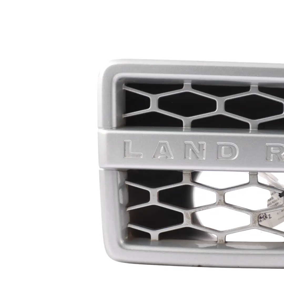 Land Rover Discovery IV Fender Grille Side Panel Vent Right O/S - SKU AH22-16A414-AAW - Part number AH22-16A414-AAW