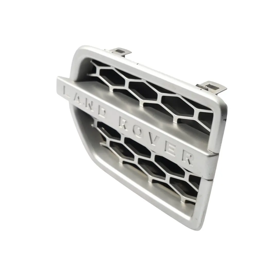 Land Rover Discovery 4 L319 Grille Aile Avant Gauche - SKU AH22-16A415-BAW - Numéro de pièce AH22-16A415-BAW