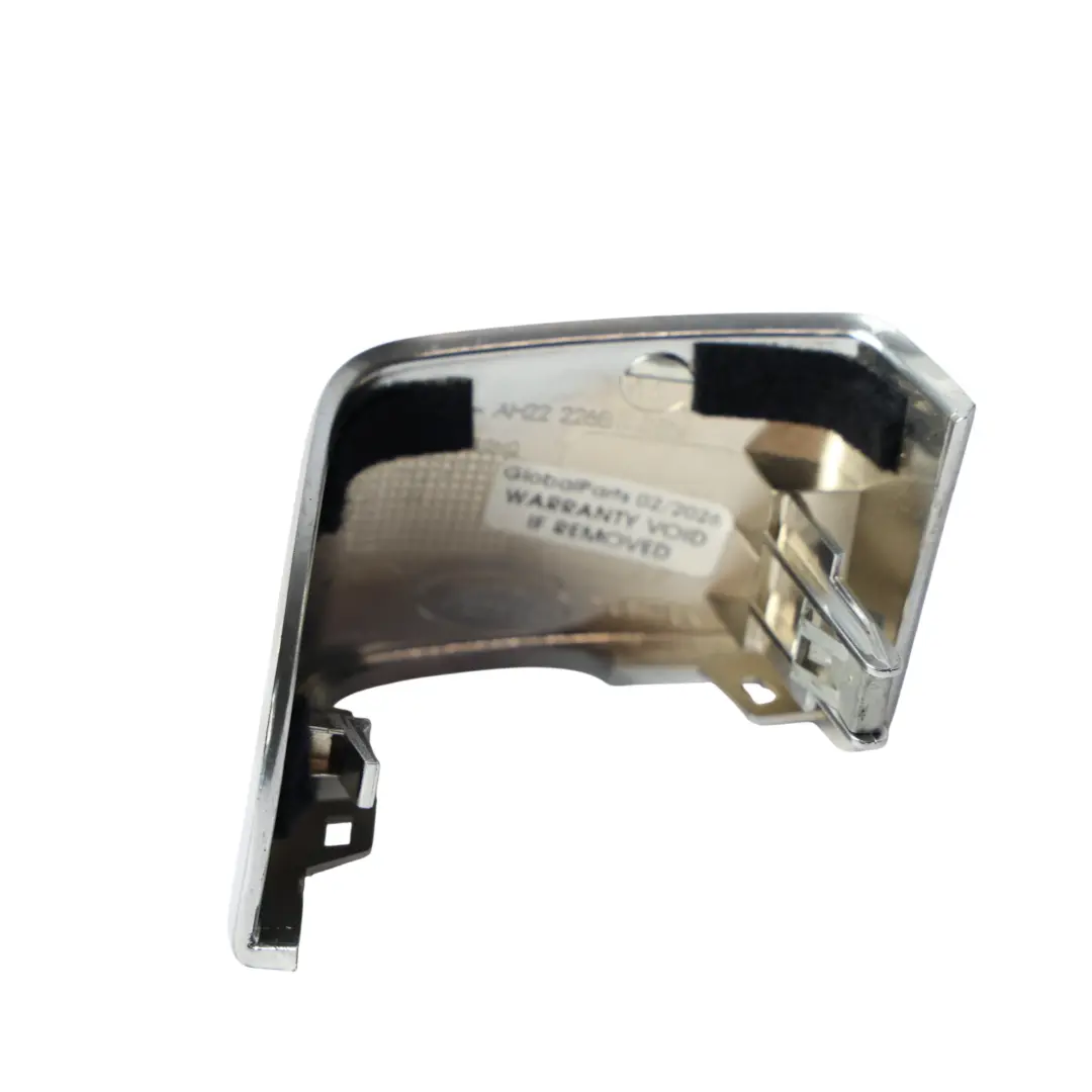 Maniglia Porta Cromata Anteriore Posteriore Sinistra per Land Rover Discovery 4 L319 con numero di parte AH22-226B11-BBW Land Rover Discovery 4 L319 Maniglia Porta Cromata Anteriore Posteriore Sinistra - SKU AH22-226B11-BBW - Numero di parte AH22-226B11-BBW