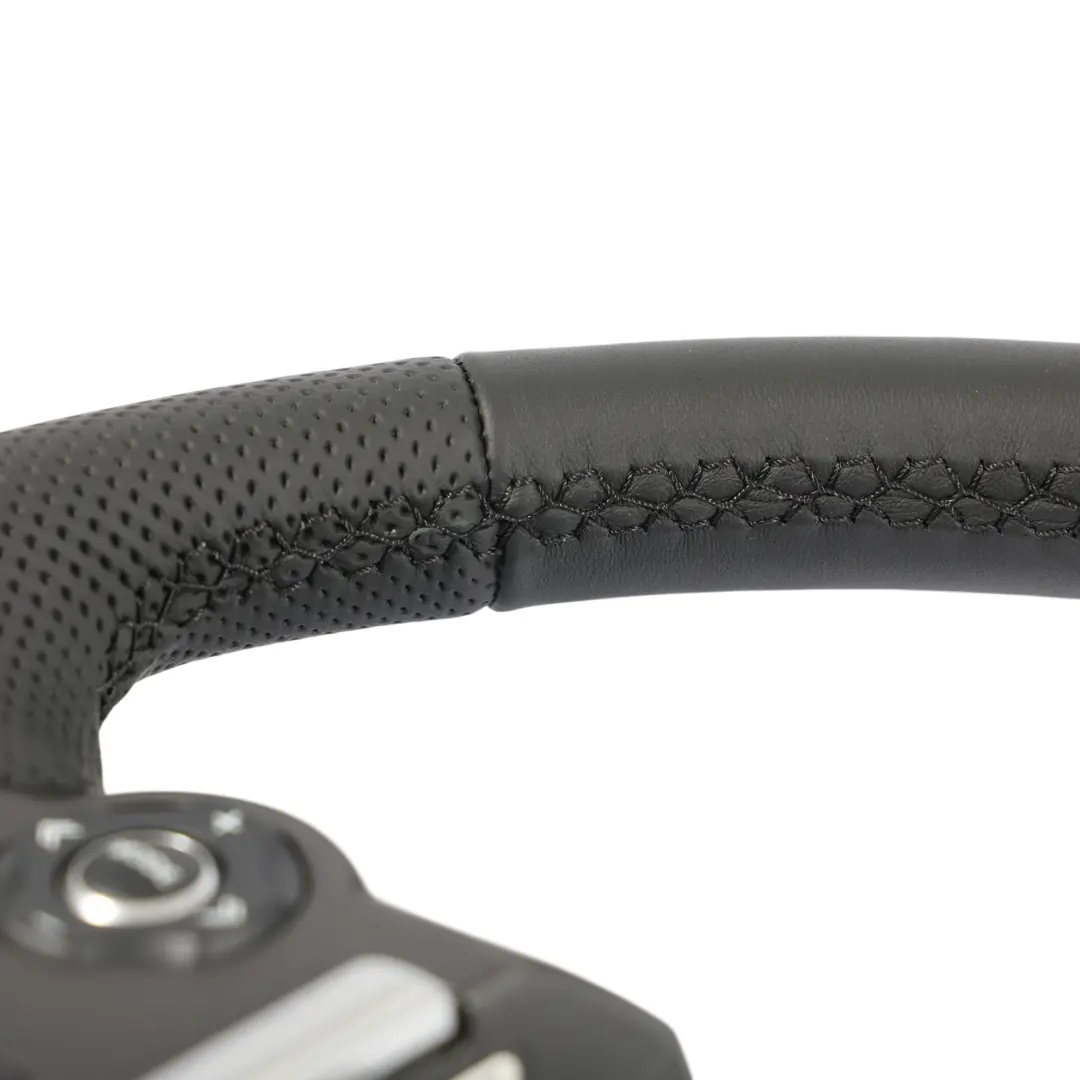 Steering Wheel NEW Black Leather to Land Rover Discovery IV L319 with Part number AH22-3600-ED Land Rover Discovery IV L319 Steering Wheel NEW Black Leather - SKU AH22-3600-ED-1 - Part number AH22-3600-ED