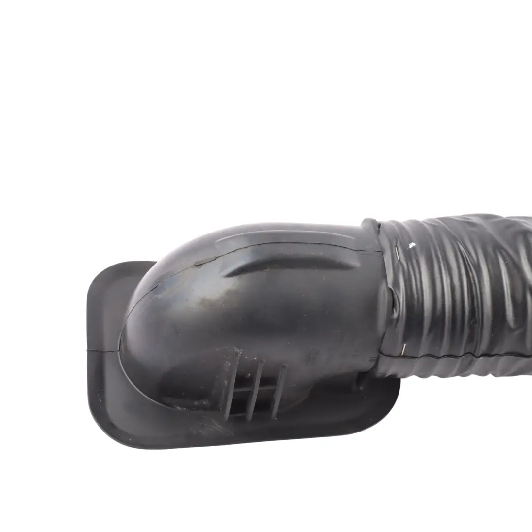 Intake Dust Pipe Hose 3.0 Diesel AH22-9A675-BA to Land Rover Discovery 4 L319 Air with Part number AH22-9A675-AD Land Rover Discovery 4 L319 Air Intake Dust Pipe Hose 3.0 Diesel AH22-9A675-BA - SKU AH22-9A675-AD - Part number AH22-9A675-AD