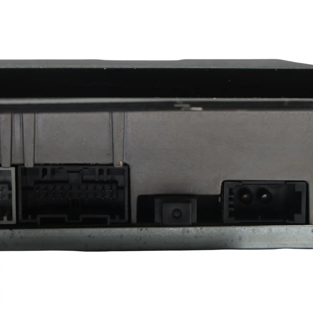 Land Rover Discovery 4 L319 Amplifier Harman Kardon Logic7 - SKU AH42-19C164-BB - Part number AH42-19C164-BB