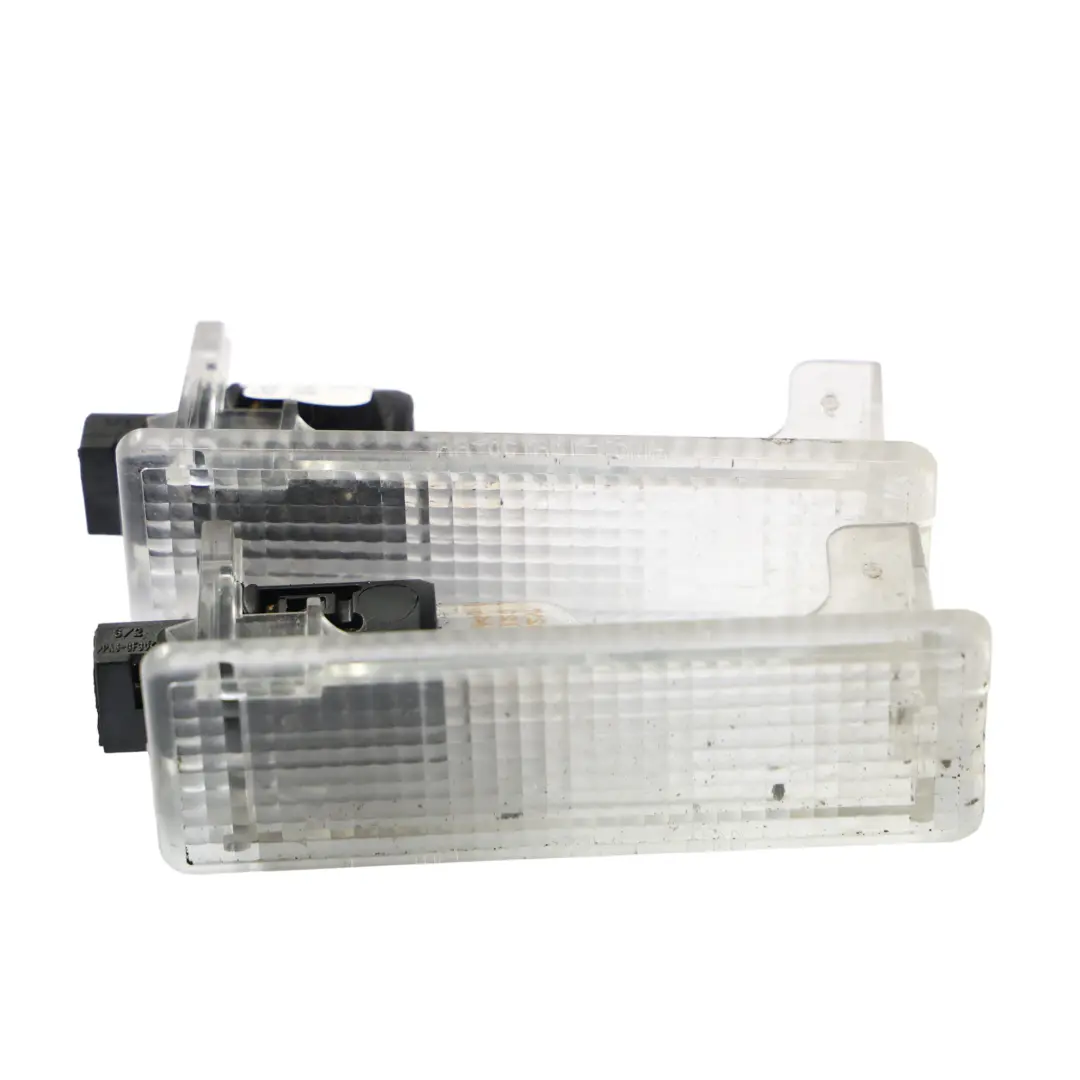 Ford Focus III Lampes De Courtoisie Intérieure Coffre Arrière - SKU AM51-13A756-AA - Numéro de pièce AM51-13A756-AA