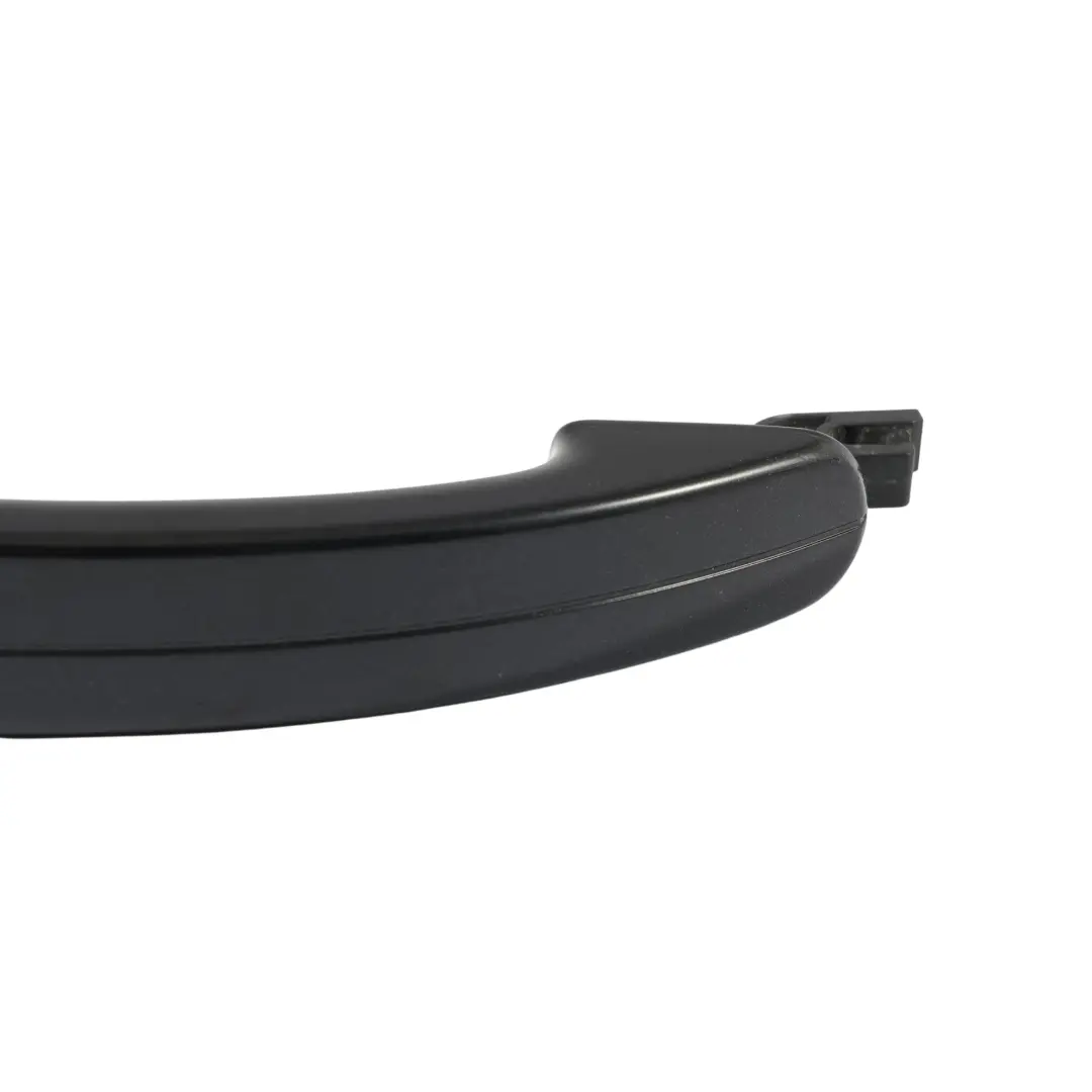 Vordere Hintertür Haltegriff Panther Black Schwarz Metallic - D9 für Ford Focus III mit Teilenummer AM51-U22404-CAW Ford Focus III Vordere Hintertür Haltegriff Panther Black Schwarz Metallic - D9 - SKU AM51-U22404-CAW-PBL - Teilenummer AM51-U22404-CAW