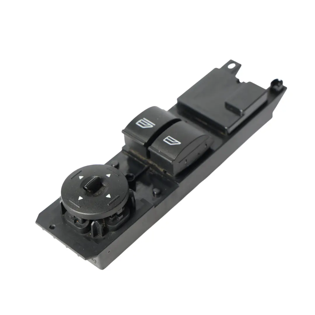 Regolatore Interruttore Finestrino Elettrico Guida per Ford Focus III con numero di parte AM5T-14A132-FA Ford Focus III Regolatore Interruttore Finestrino Elettrico Guida - SKU AM5T-14A132-FA - Numero di parte AM5T-14A132-FA