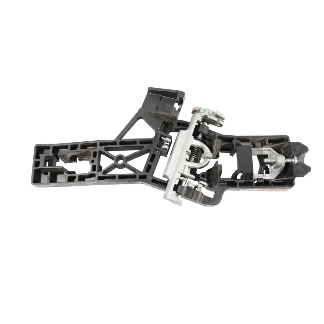 Mocowanie Klamki Drzwi Przesuwnych Prawy Tylnych do Ford B-Max o numerze AV11-R26416-AC Ford B-Max Mocowanie Klamki Drzwi Przesuwnych Prawy Tylnych - SKU AV11-R264B16-AC - Numer Części AV11-R26416-AC