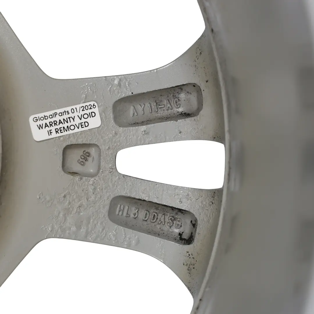 Silberne Leichtmetallfelge 15" 6J ET:37.5 Doppelspeiche für Ford B-MAX mit Teilenummer AY11-AC Ford B-MAX Silberne Leichtmetallfelge 15" 6J ET:37.5 Doppelspeiche - SKU AY11-AC-1 - Teilenummer AY11-AC