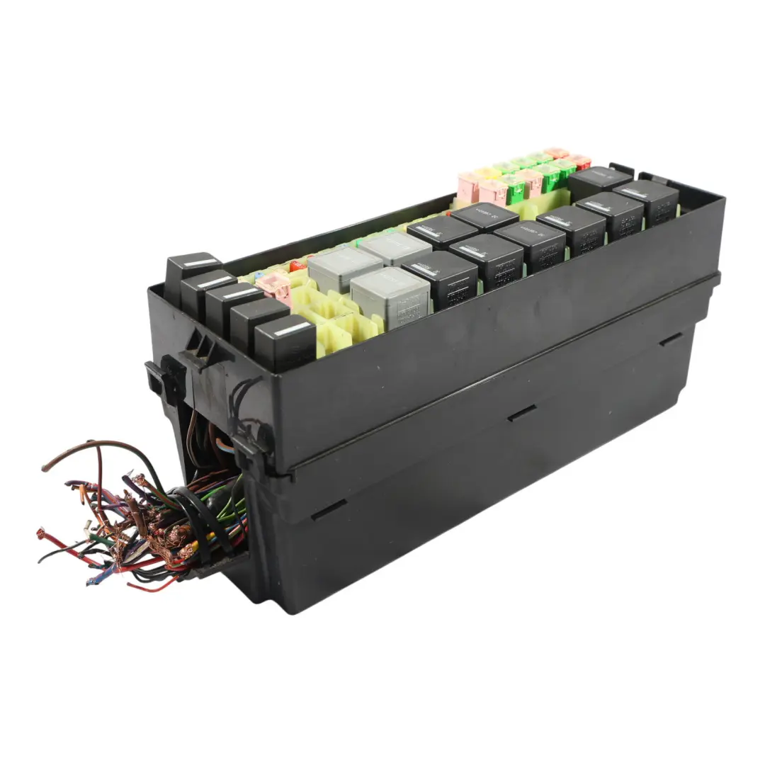 Fuse Relay Box 3.0 V6 Diesel to Land Rover Discovery 4 L319 with Part number BH22-14290-ARB Land Rover Discovery 4 L319 Fuse Relay Box 3.0 V6 Diesel - SKU RHD-BH22-14290-ARB - Part number BH22-14290-ARB