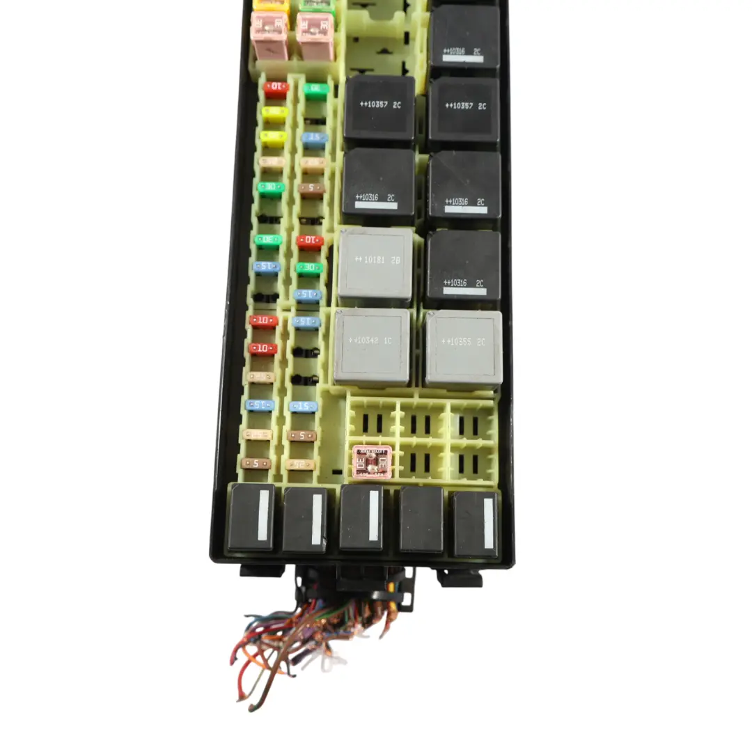 Fuse Relay Box 3.0 V6 Diesel to Land Rover Discovery 4 L319 with Part number BH22-14290-ARB Land Rover Discovery 4 L319 Fuse Relay Box 3.0 V6 Diesel - SKU RHD-BH22-14290-ARB - Part number BH22-14290-ARB
