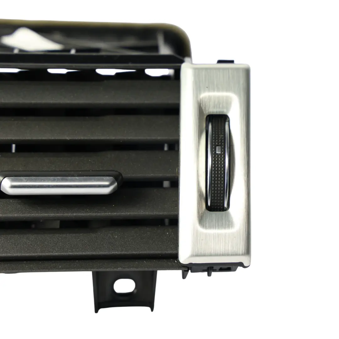 Range Rover Evoque L538 Dashboard Fresh Air Grille Front Right O/S LR025063 - SKU RHD-LR025063 - Part number BJ32-018B09-AB