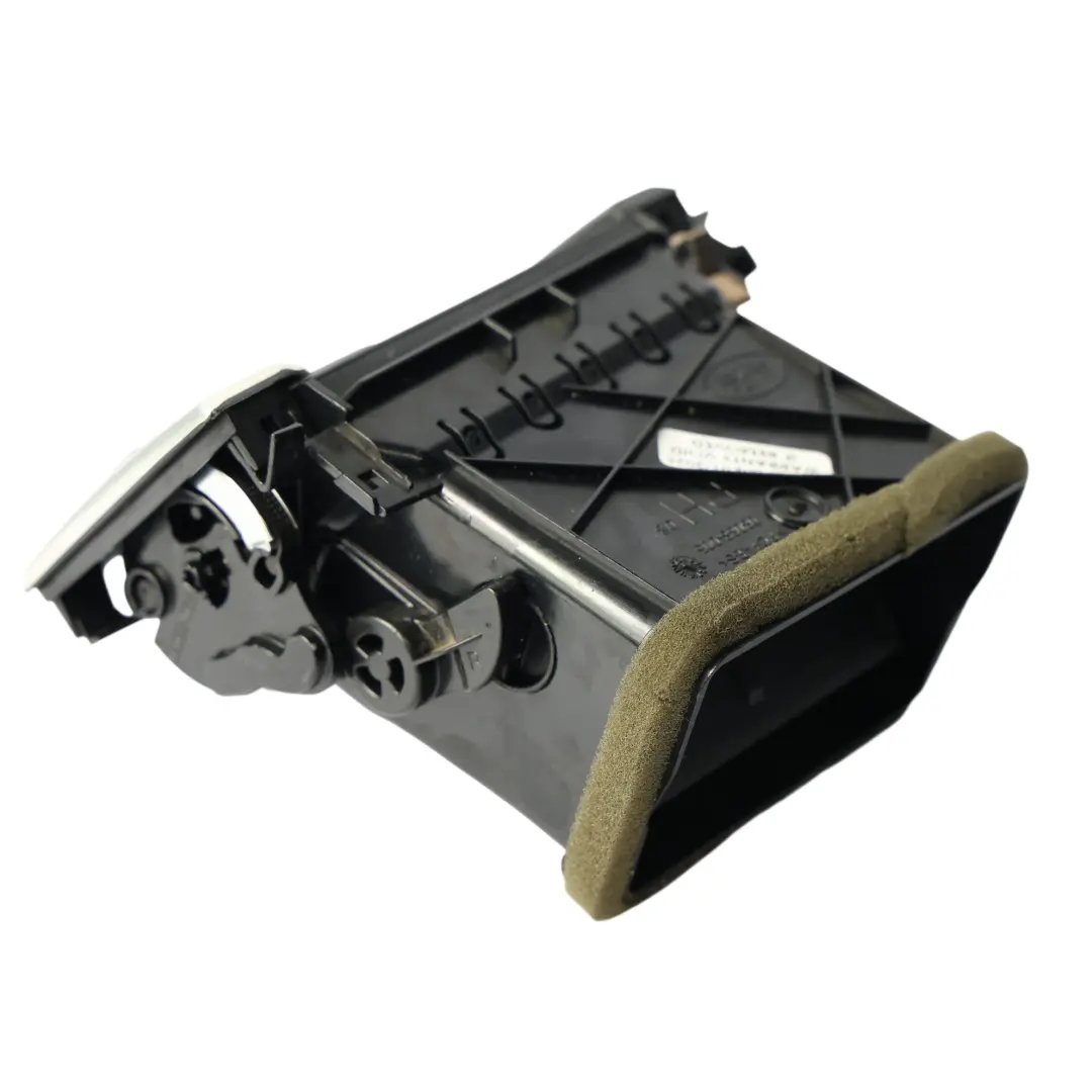 Range Rover Evoque L538 Dashboard Fresh Air Grille Front Right O/S LR025063 - SKU RHD-LR025063 - Part number BJ32-018B09-AB