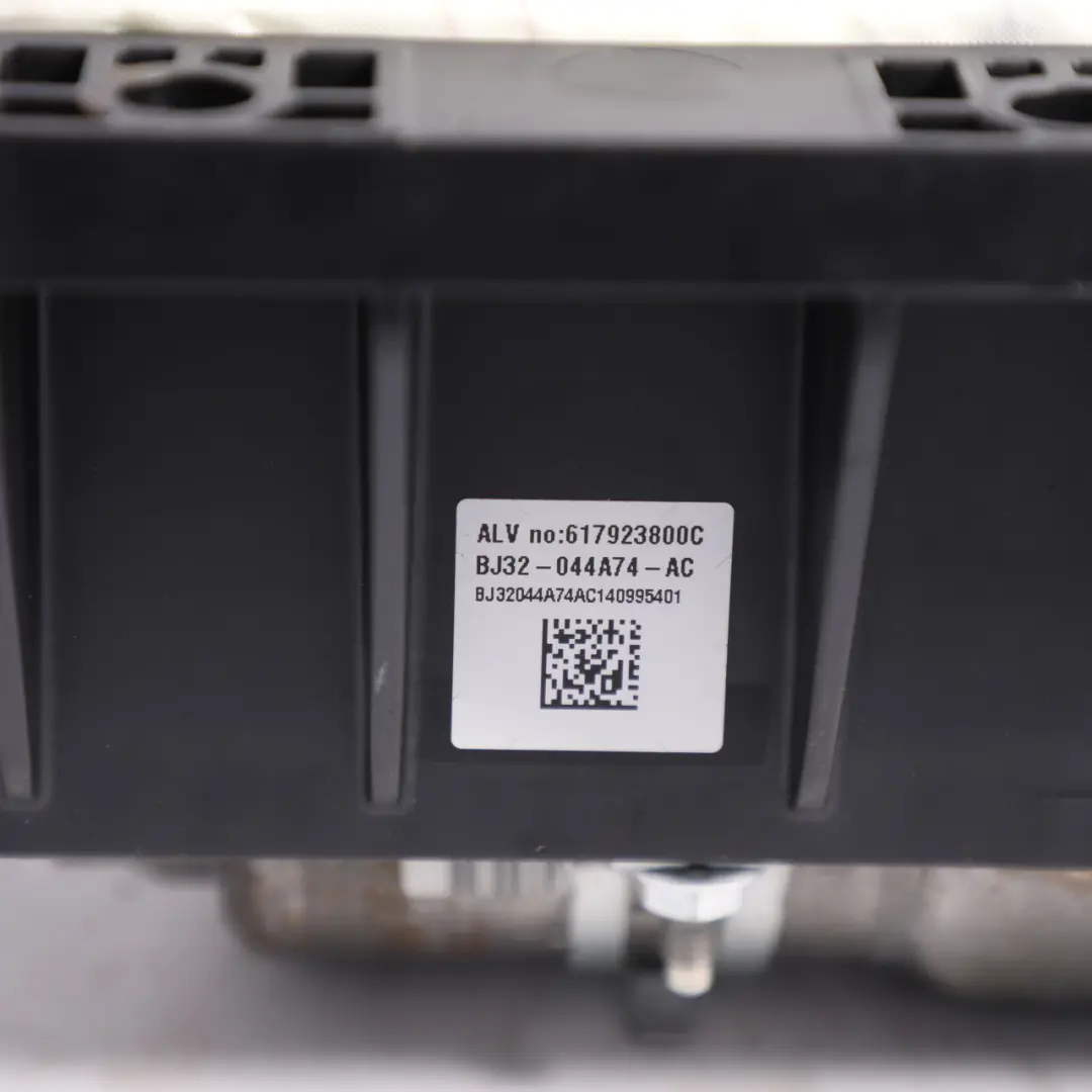 Dashboard Passenger Side Safety Unit Module BJ32044A74AC to Range Rover Evoque L538 with Part number BJ32-044A74-AC Range Rover Evoque L538 Dashboard Passenger Side Safety Unit Module BJ32044A74AC - SKU BJ32-044A74-AC - Part number BJ32-044A74-AC