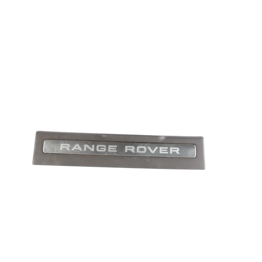 Moldura Puerta Delantera Izquierda para Range Rover Evoque L538 con número de pieza BJ32-13201-ADW Range Rover Evoque L538 Moldura Puerta Delantera Izquierda - SKU BJ32-13201-ADW - Número de pieza BJ32-13201-ADW
