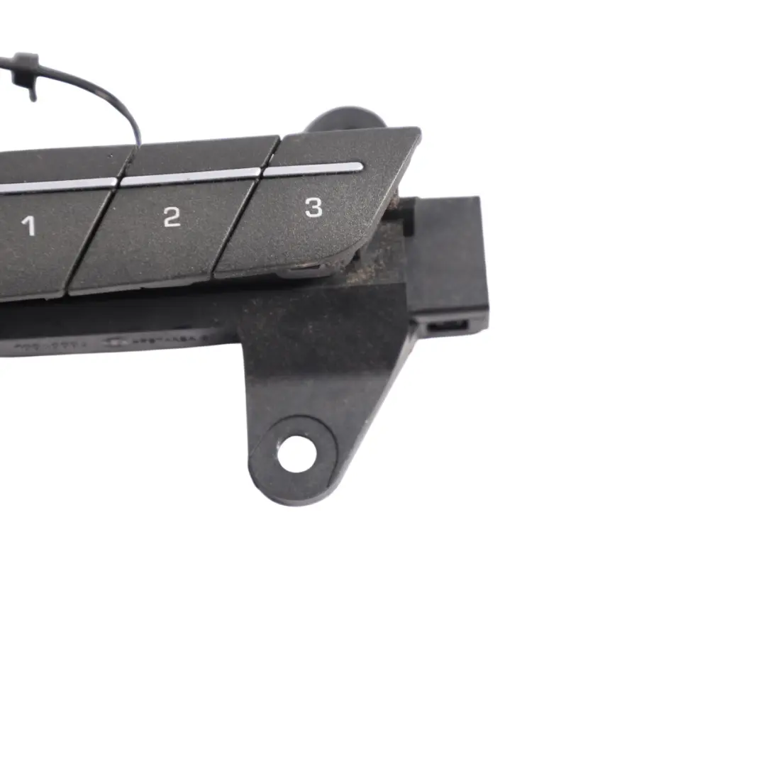 Pannello Interruttor Memoria Sedile Destro per Range Rover Evoque L538 con numero di parte BJ32-14776-AC Range Rover Evoque L538 Pannello Interruttor Memoria Sedile Destro - SKU BJ32-14776-AC - Numero di parte BJ32-14776-AC