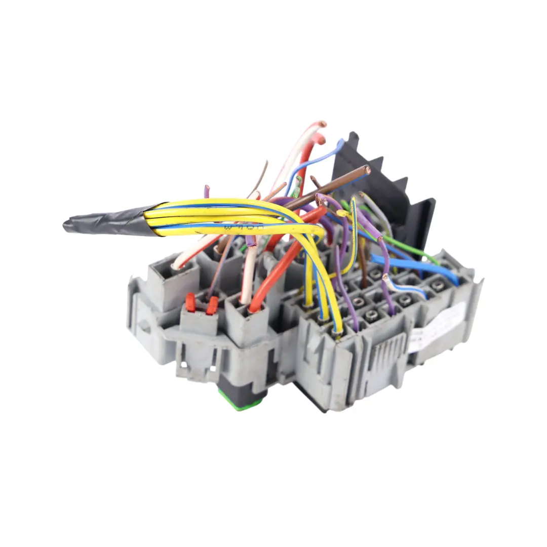 Land Rover Discovery Sport L550 2.0 Diesel Caja De Fusibles - SKU BJ32-14A481-BA - Número de pieza BJ32-14A481-BA