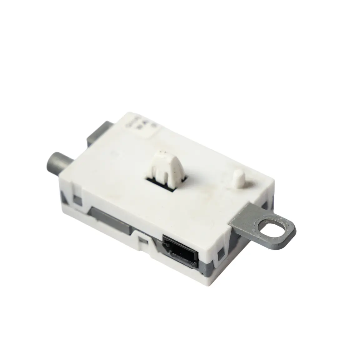 Range Rover L405 Verstärker Antennen Empfänger Einheit Rechts - SKU BJ32-19G255-AA - Teilenummer BJ32-19G255-AA