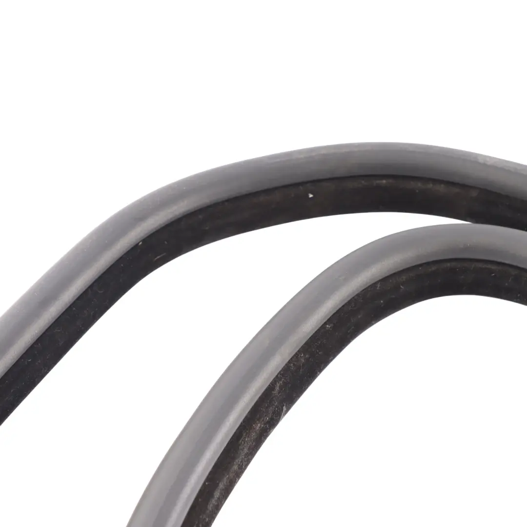 Range Rover Evoque L538 Front Door Seal Gasket Rubber Right O/S - SKU BJ32-20708-A - Part number BJ32-20708-A