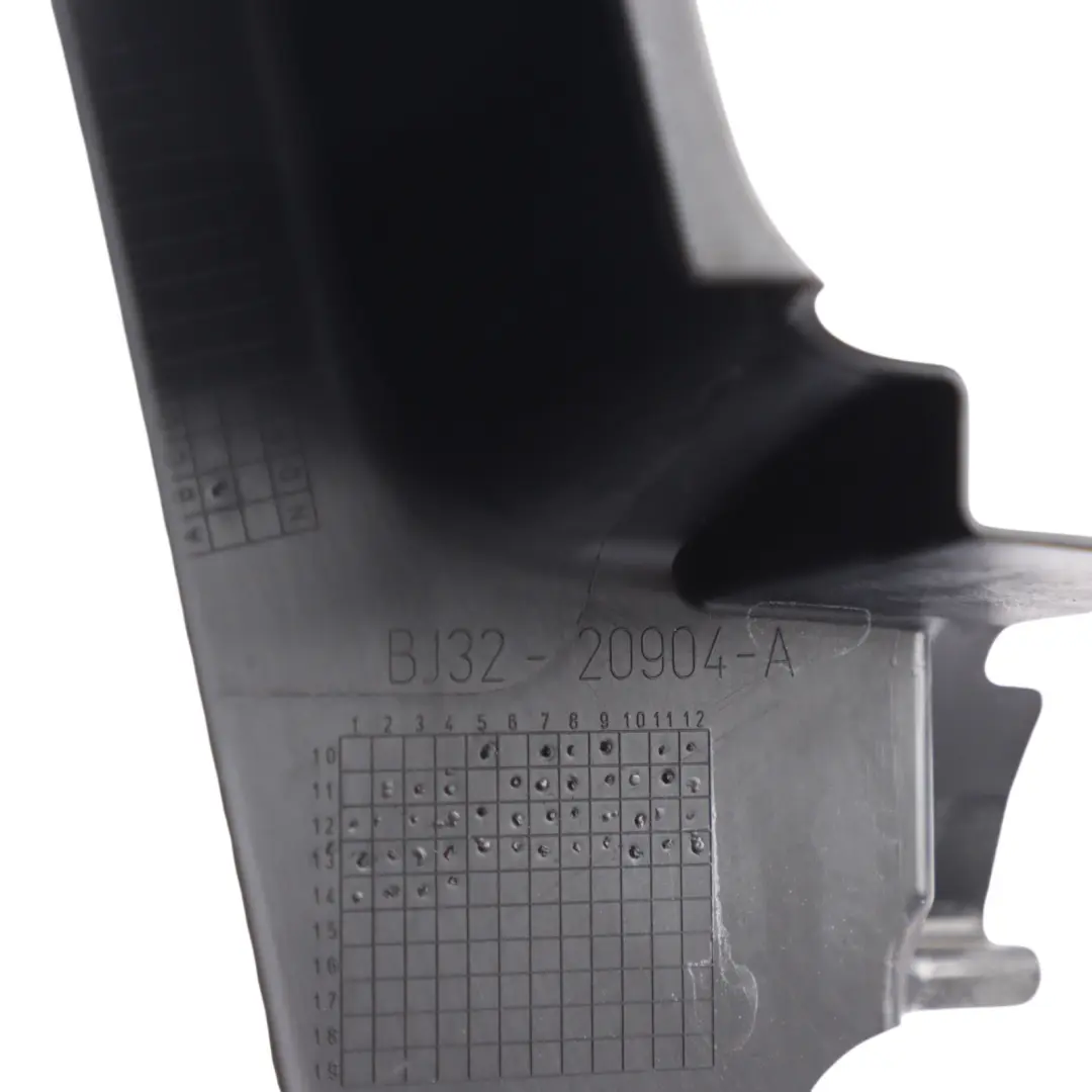 Door Window Moulding Trim Front Right O/S to Range Rover Evoque L538 with Part number BJ32-20904-A Range Rover Evoque L538 Door Window Moulding Trim Front Right O/S - SKU BJ32-20904-A - Part number BJ32-20904-A