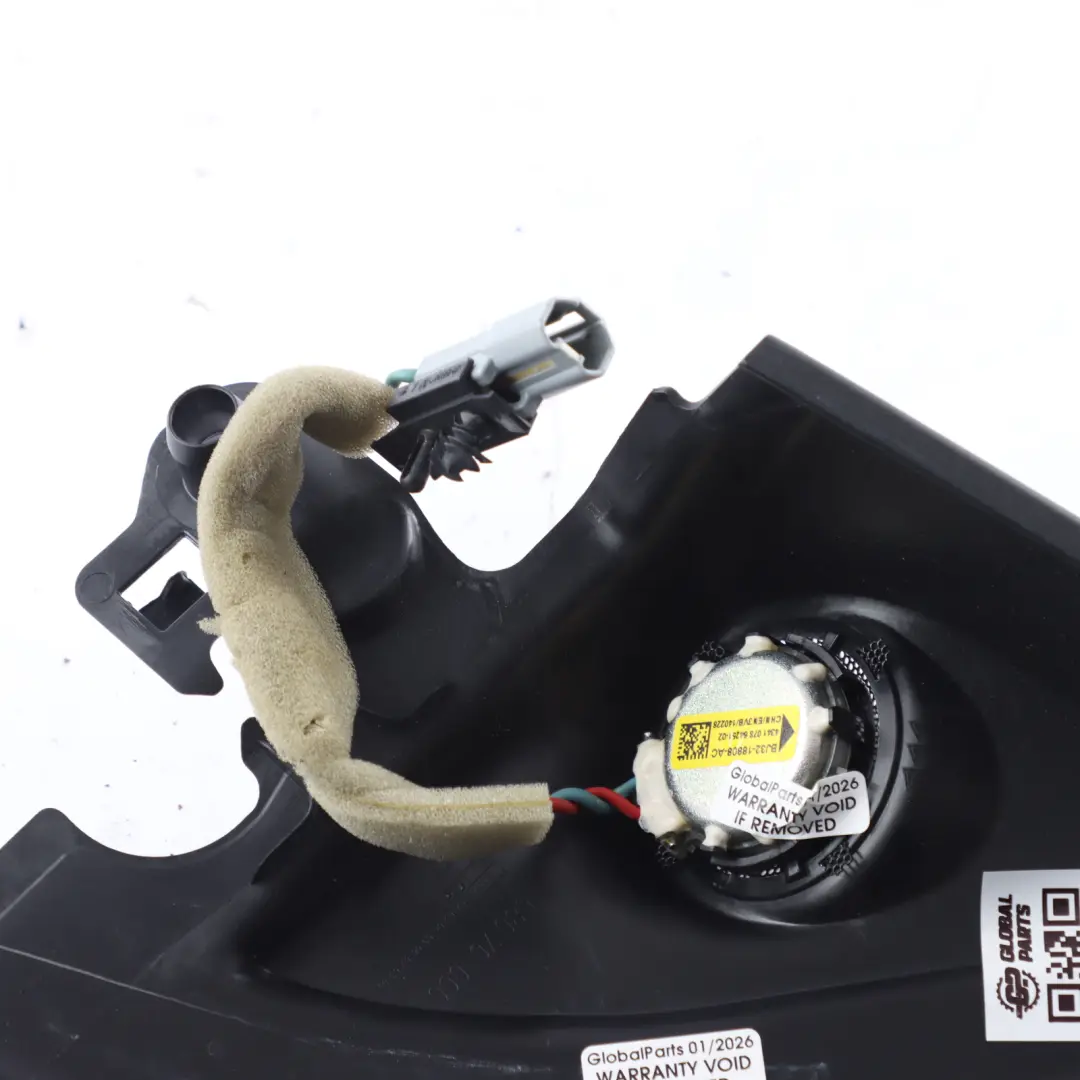 Range Rover Evoque L538 Moulure Garniture Vitre Porte Avant Droite - SKU BJ32-20904-A - Numéro de pièce BJ32-20904-A