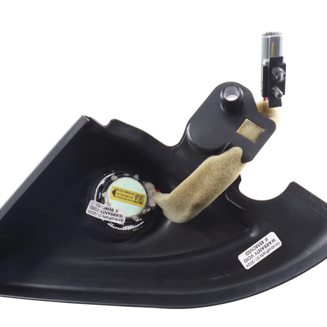 Listwa Szyby Drzwi Przednia Przód Lewa do Range Rover Evoque L538 o numerze BJ32-20905-A Range Rover Evoque L538 Listwa Szyby Drzwi Przednia Przód Lewa - SKU BJ32-20905-A - Numer Części BJ32-20905-A