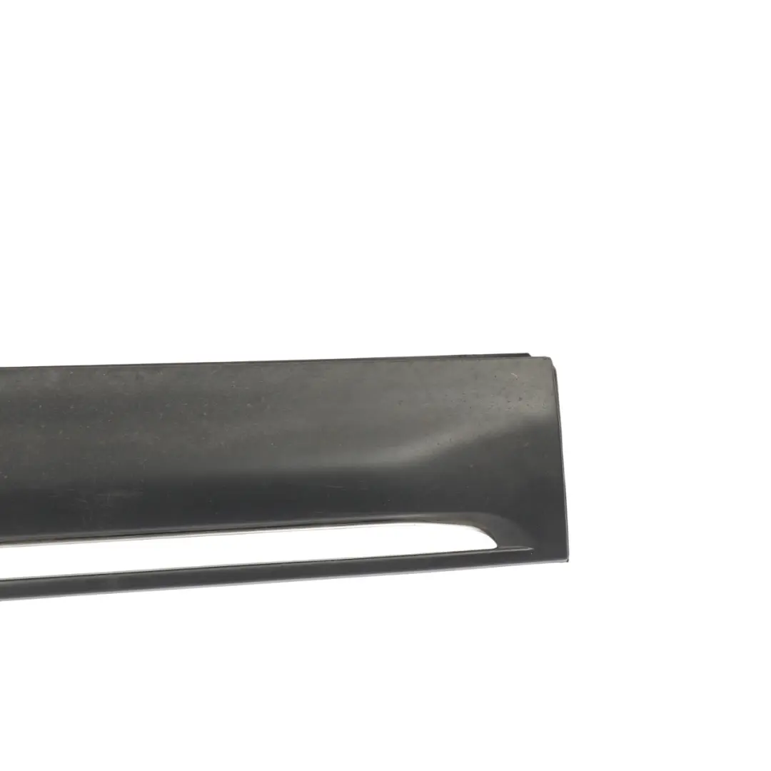 Moldura Puerta Delantera Izquierda para Range Rover Evoque L538 con número de pieza BJ32-21065-BH Range Rover Evoque L538 Moldura Puerta Delantera Izquierda - SKU BJ32-21065-BH - Número de pieza BJ32-21065-BH