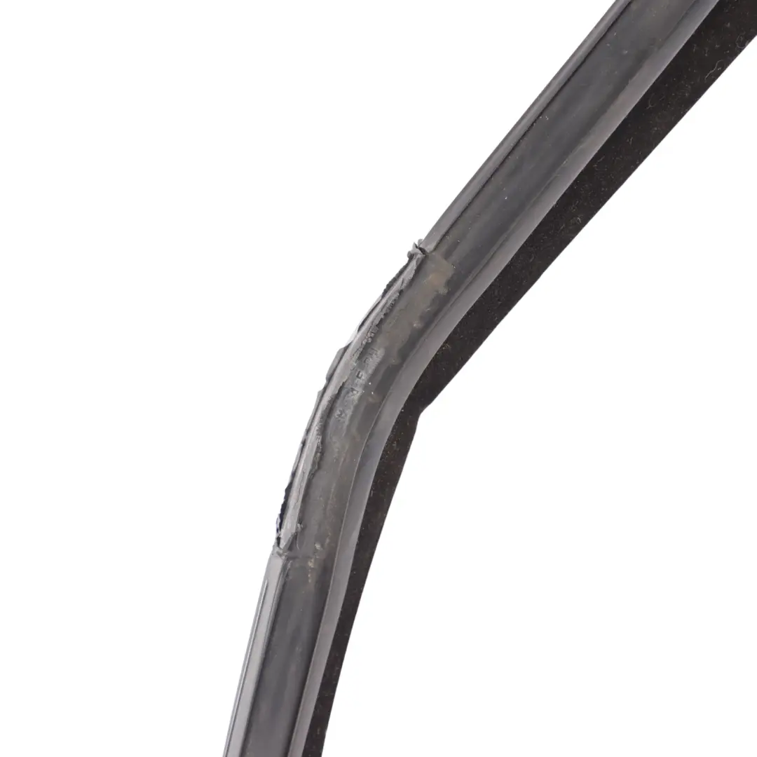 Junta Goma Puerta Cristal Trasera Derecha para Range Rover Evoque L538 con número de pieza BJ32-25766-AA Range Rover Evoque L538 Junta Goma Puerta Cristal Trasera Derecha - SKU BJ32-25766-AA - Número de pieza BJ32-25766-AA