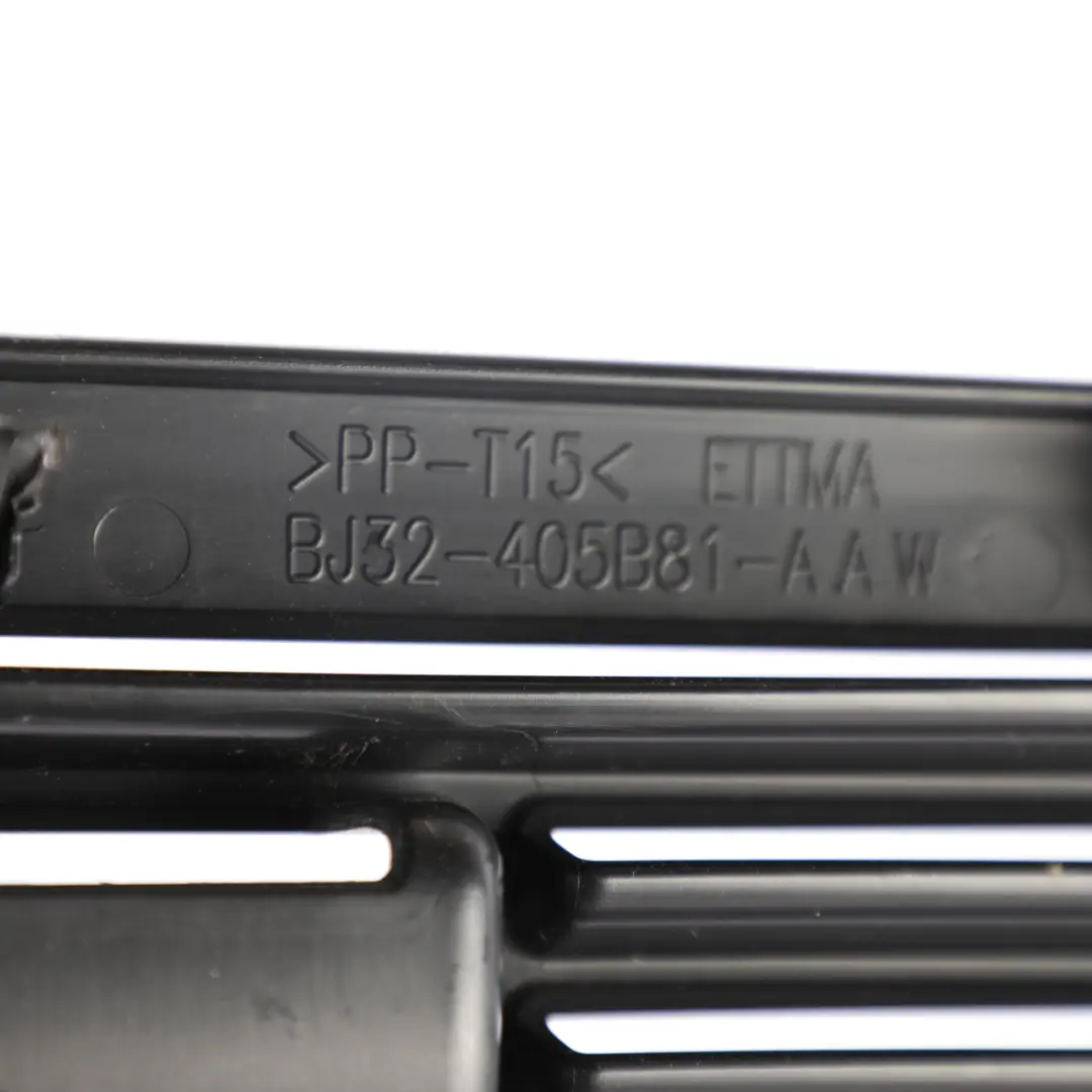 Acceso Maletero Izquierdo para Range Rover Evoque L538 con número de pieza BJ32-405B81-AAW Range Rover Evoque L538 Acceso Maletero Izquierdo - SKU BJ32-405B81-AAW - Número de pieza BJ32-405B81-AAW