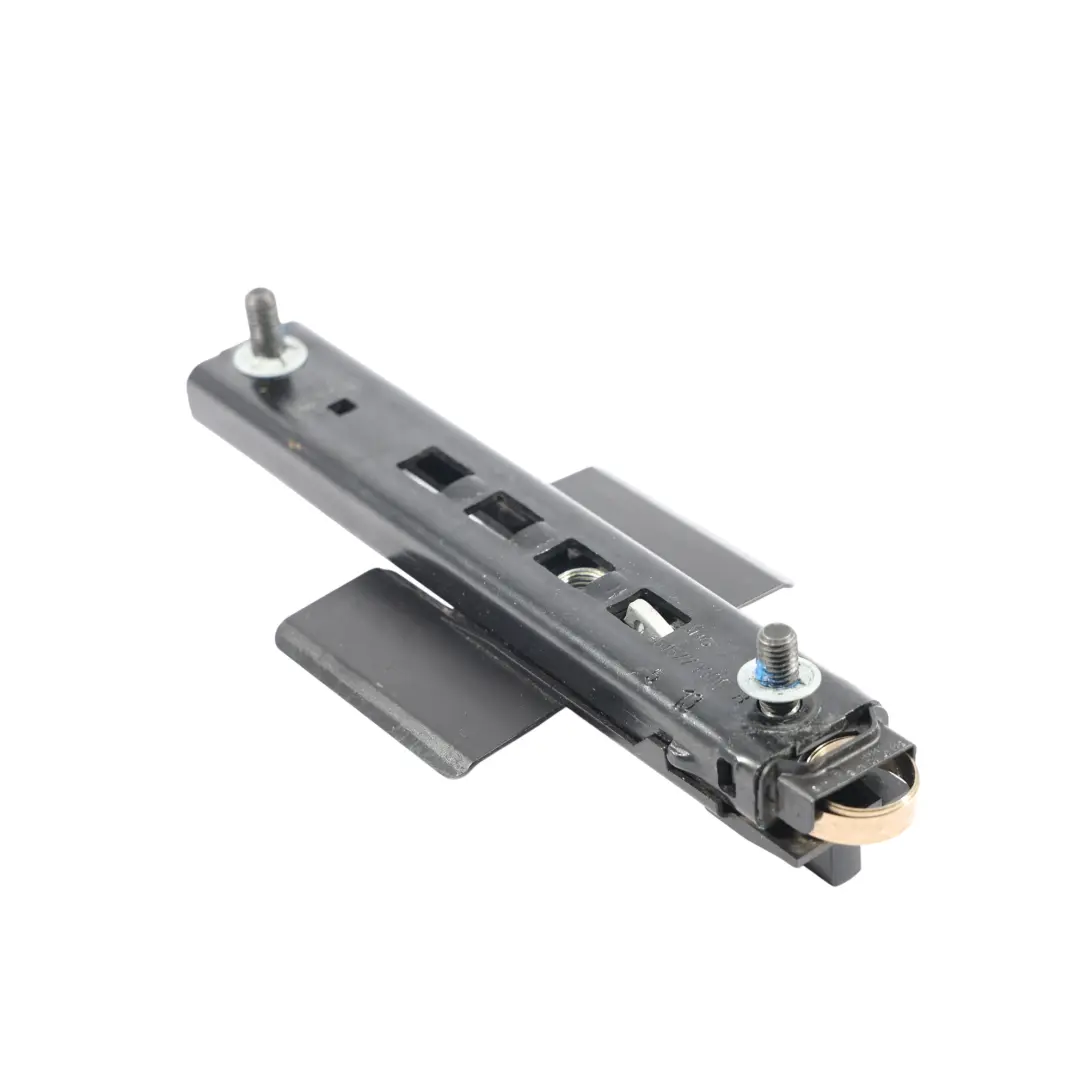 Regolatore Altezza Cintura Sicurezza Anteriore per Range Rover L405 con numero di parte BJ32-611C46-AA Range Rover L405 Regolatore Altezza Cintura Sicurezza Anteriore - SKU BJ32-611C46-AA - Numero di parte BJ32-611C46-AA