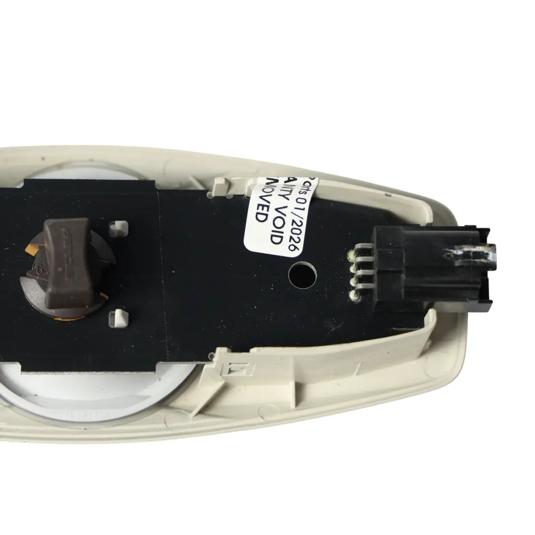 Mk3 Lampka Czytania Oświetlanie Kabiny Tył do Ford Focus o numerze BM51-13776-FC Ford Focus Mk3 Lampka Czytania Oświetlanie Kabiny Tył - SKU BM51-13776-FC-1 - Numer Części BM51-13776-FC