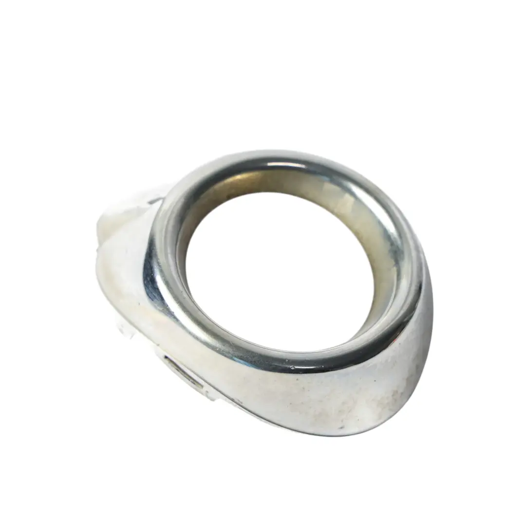 Mk3 Lunetta Faro Fendinebbia Cromata Copertura Destra per Ford Focus con numero di parte BM51-19952-C Ford Focus Mk3 Lunetta Faro Fendinebbia Cromata Copertura Destra - SKU BM51-19952-C - Numero di parte BM51-19952-C