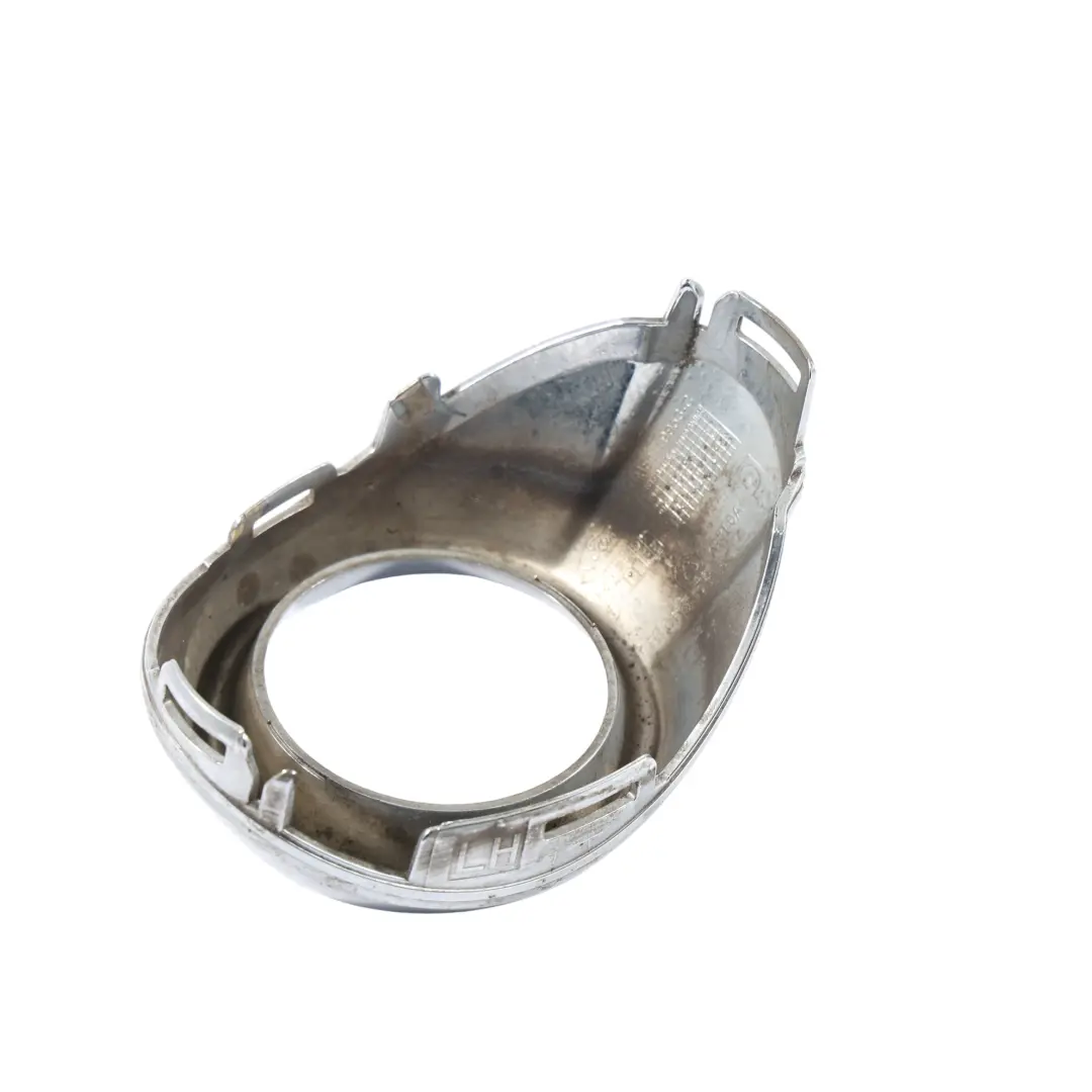 Mk3 Ramka Lampy Przeciwmgielnej Lewa Chromowana do Ford Focus o numerze BM51-19953-C Ford Focus Mk3 Ramka Lampy Przeciwmgielnej Lewa Chromowana - SKU BM51-19953-C - Numer Części BM51-19953-C