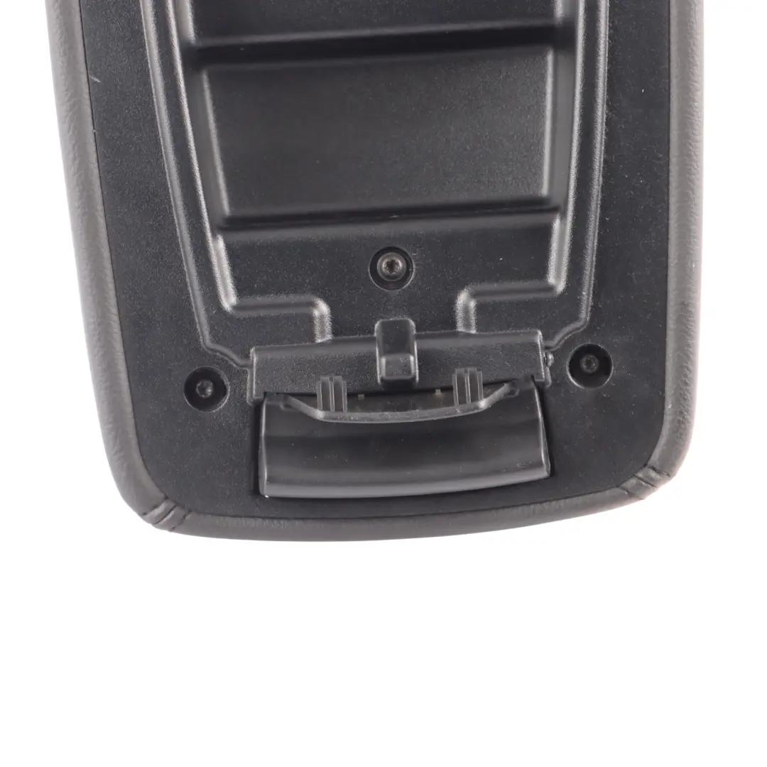 Ford Focus MK3 Tapa Bandeja Reposabrazos Consola Central Cuero Negro - SKU BM51-A045C74-BL35B8 - Número de pieza BM51-A045C74-BL35B8