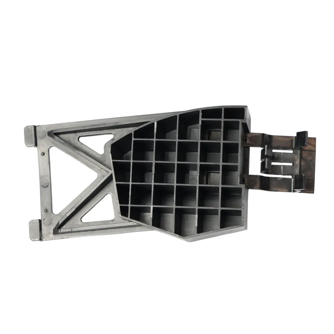 Ford Focus III Clip Garniture Intérieure De Porte Avant Gauche - SKU BM51-A211B15-AE - Numéro de pièce BM51-A211B15-AE