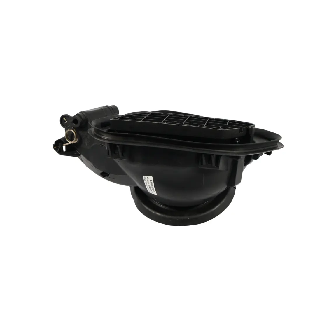 Coperchio Sportello Di Rifornimento Carburante per Ford Focus III con numero di parte BM51-A27936-AG Ford Focus III Coperchio Sportello Di Rifornimento Carburante - SKU BM51-A27936-AG - Numero di parte BM51-A27936-AG