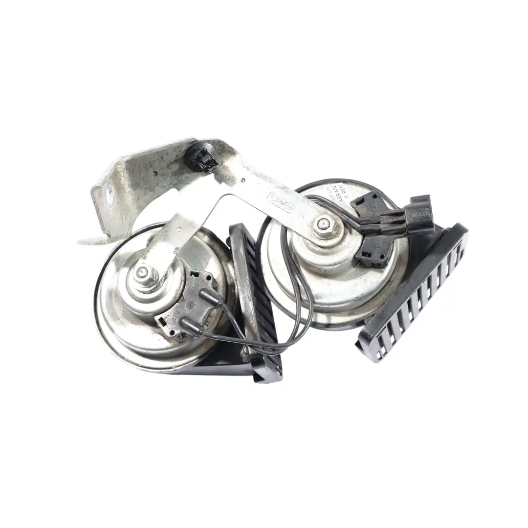Ford Focus III Signaux De Klaxon Alarme Fanfare Paire Set X2 - SKU BM5T-13A803-AC-1 - Numéro de pièce BM5T-13A803-AC