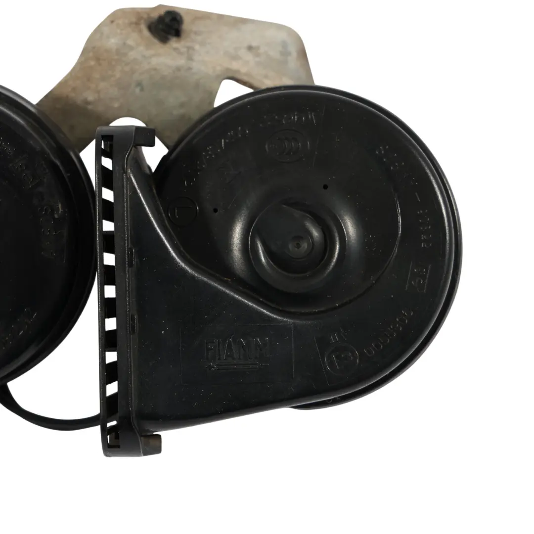 Mk3 Klakson Sygnał Dźwiękowy Alarm Para Zestaw X2 do Ford Focus o numerze BM5T-13A803-AC Ford Focus Mk3 Klakson Sygnał Dźwiękowy Alarm Para Zestaw X2 - SKU BM5T-13A803-AC - Numer Części BM5T-13A803-AC