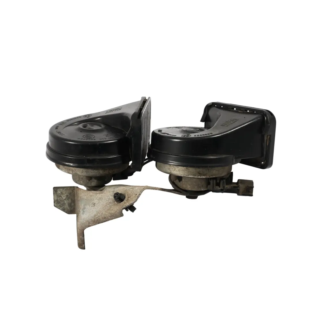 Mk3 Segnali Acustici Allarme Fanfara Coppia Set X2 per Ford Focus con numero di parte BM5T-13A803-AC Ford Focus Mk3 Segnali Acustici Allarme Fanfara Coppia Set X2 - SKU BM5T-13A803-AC - Numero di parte BM5T-13A803-AC