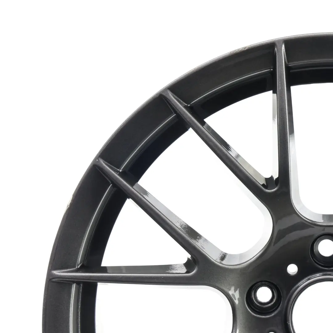 Gris Llanta De Aleación VIA 18" 9J para BMW con número de pieza BMW-VIA-18 BMW Gris Llanta De Aleación VIA 18" 9J - SKU BMW-VIA-18-6 - Número de pieza BMW-VIA-18