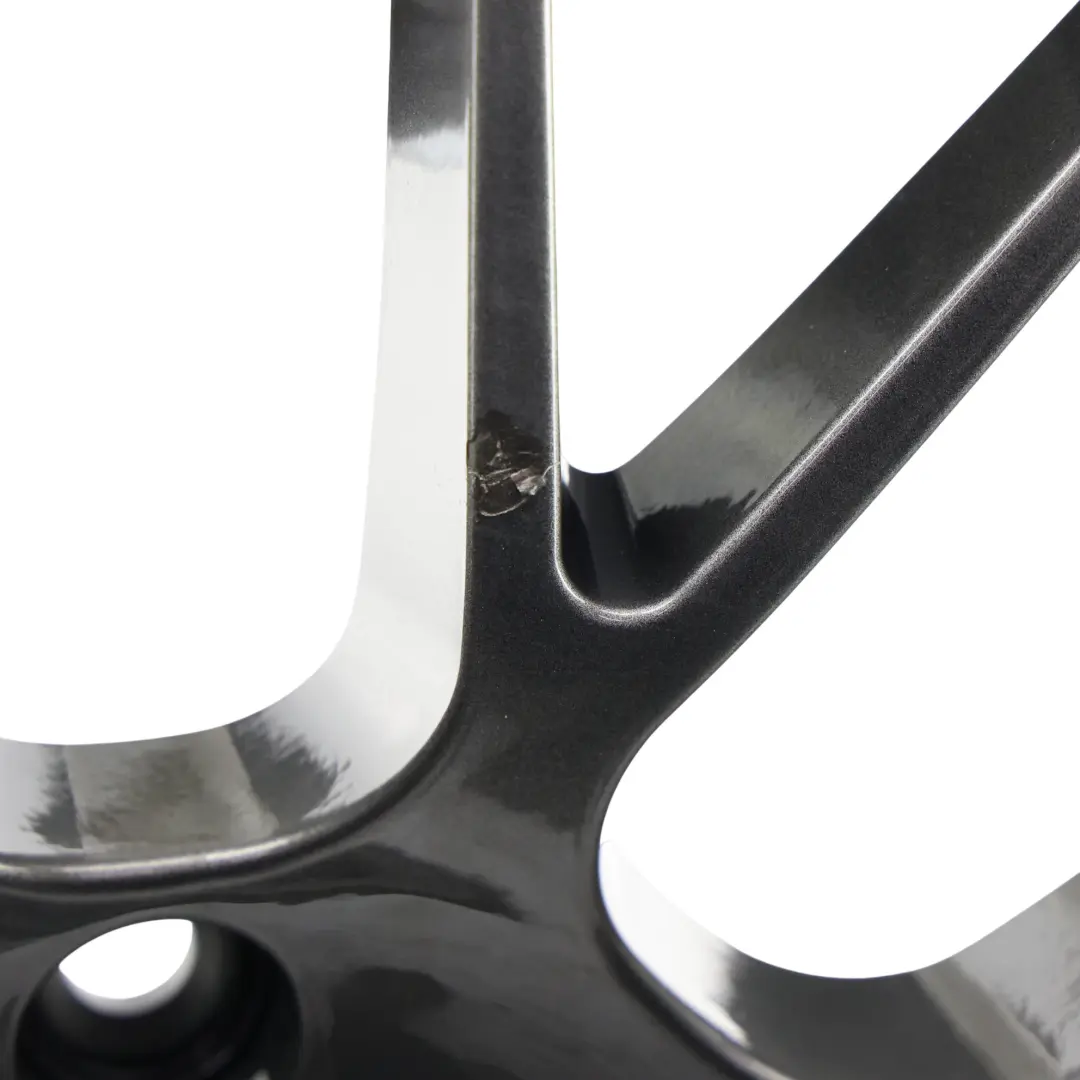  Felga Aluminiowa BMW Grey VIA 18 8J ET:38 - SKU BMW-VIA-18-7 - Numer Części BMW-VIA-18