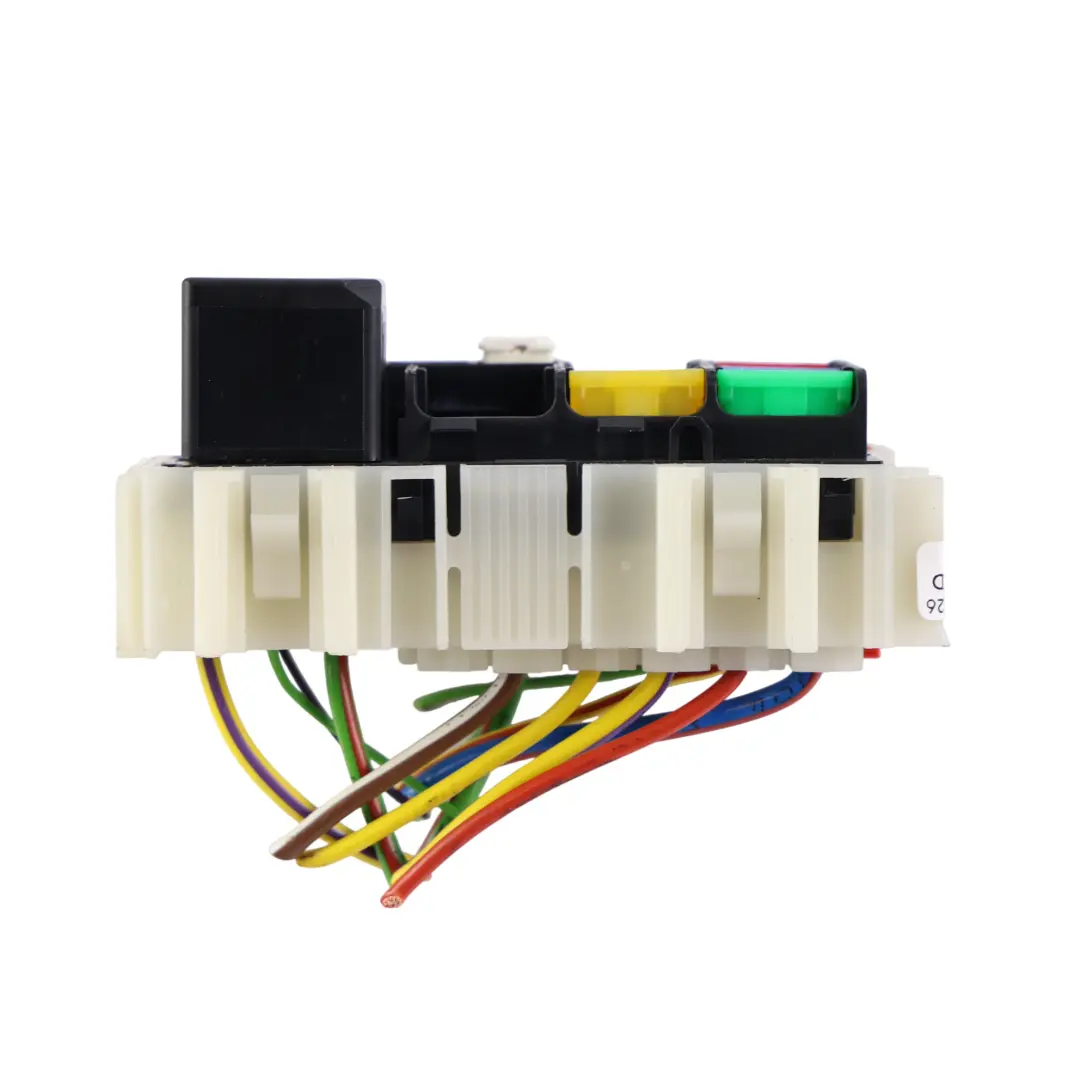 Fuse Relay Box to Land Rover Discovery Sport L550 with Part number BS7T-14K131-AA Land Rover Discovery Sport L550 Fuse Relay Box - SKU BS7T-14K131-AA - Part number BS7T-14K131-AA