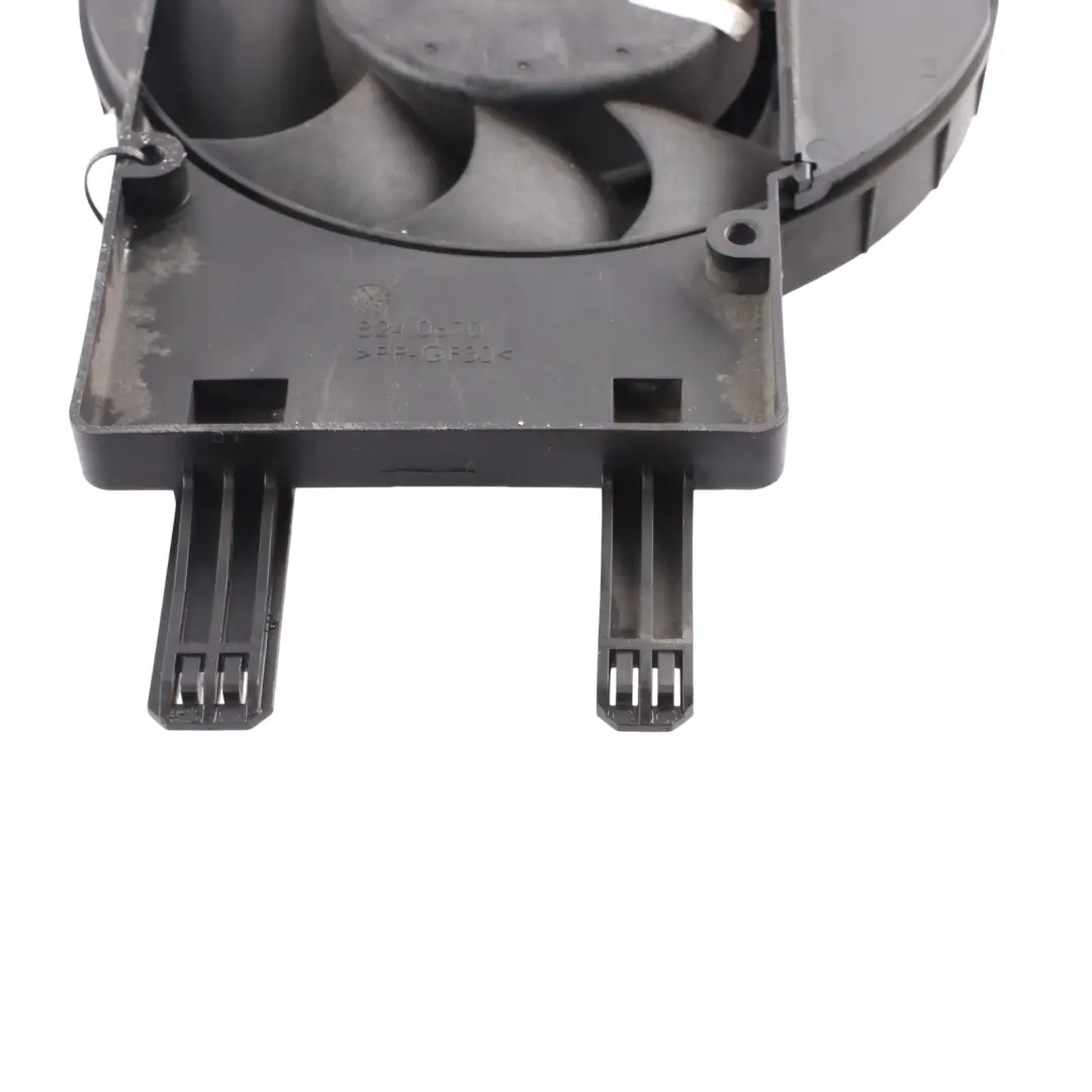 Radiator Fan Cooler Blower Fan 1.0 GTDI to Ford Focus with Part number BV61-8C607-SC Ford Focus Radiator Fan Cooler Blower Fan 1.0 GTDI - SKU BV61-8C607-SC - Part number BV61-8C607-SC