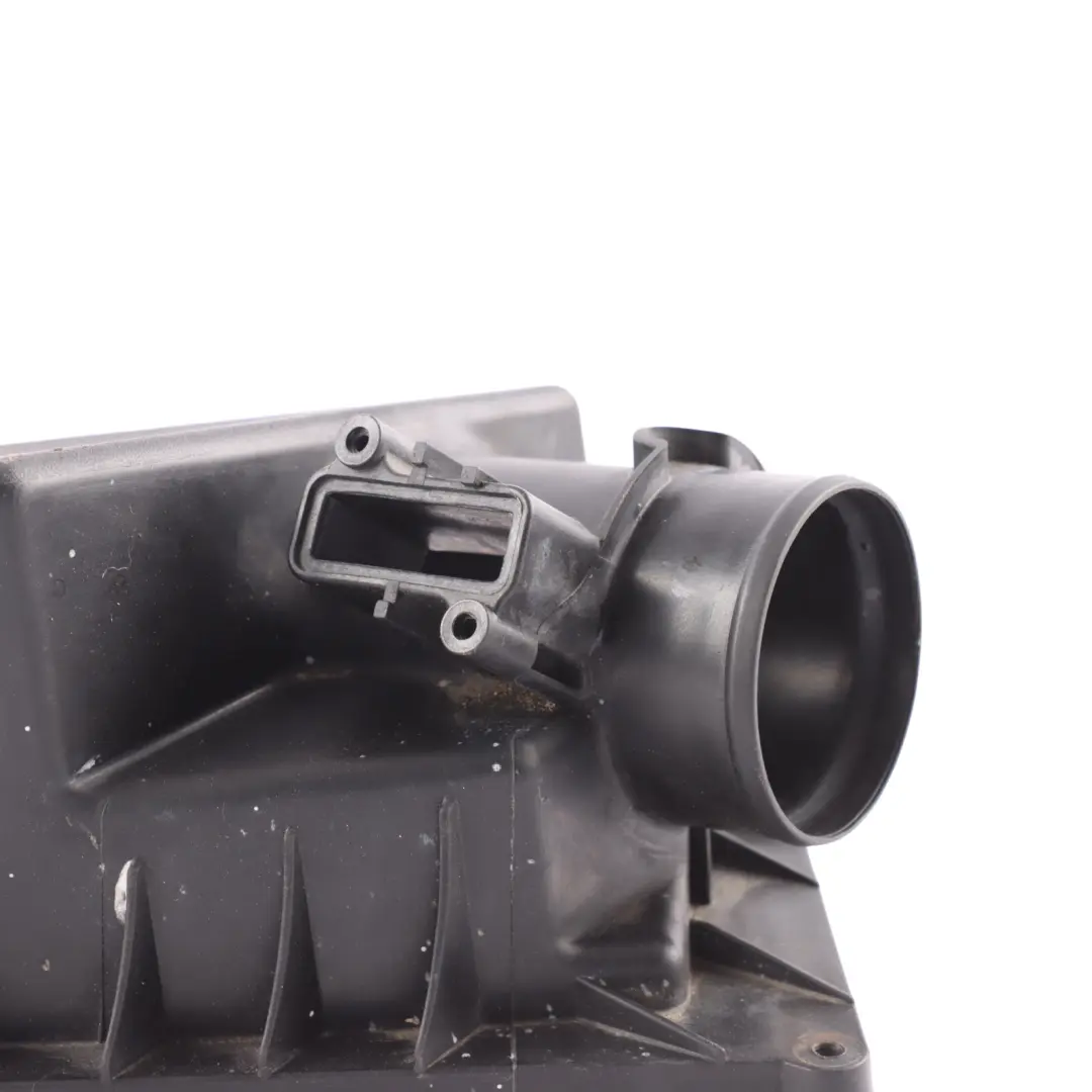 Filter Box Housing Cover Lid to Ford Fiesta Mk7 Air with Part number C1B1-9643-AA Ford Fiesta Mk7 Air Filter Box Housing Cover Lid - SKU C1B1-9643-AA - Part number C1B1-9643-AA